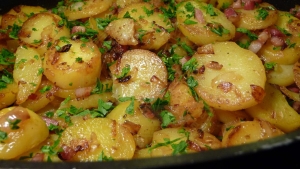 bratkartoffeln-mit-speck-und-zwiebeln-20