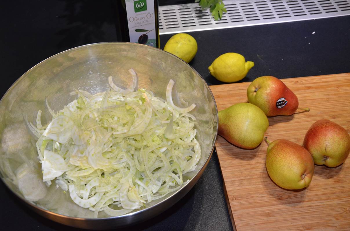 Fenchel Birnen Salat – Lecker und vitaminreich – in 15 Minuten ...