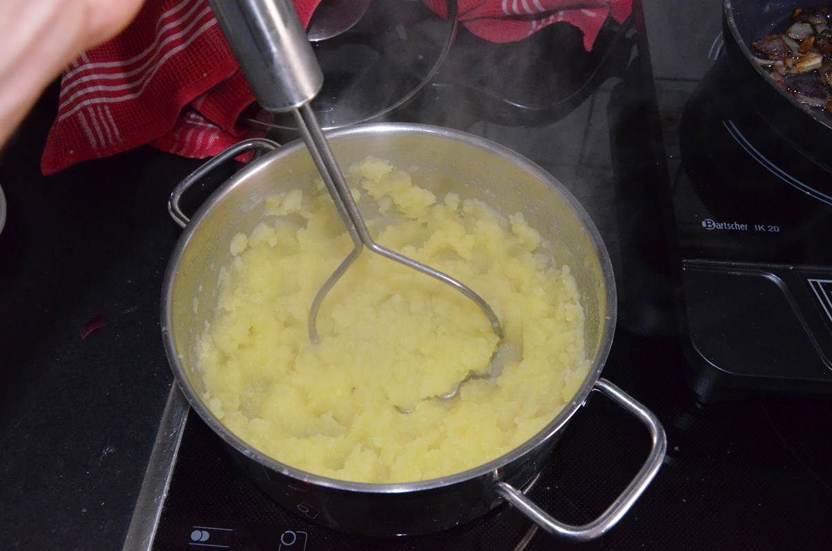 Kartoffelstampf mit Röstzwiebeln – vegan – gesund &amp; lecker | Ohne Mist